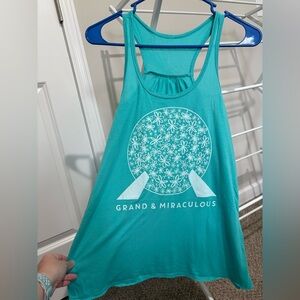 Spaceship Earth Grand & Miraculous aqua flowy tank